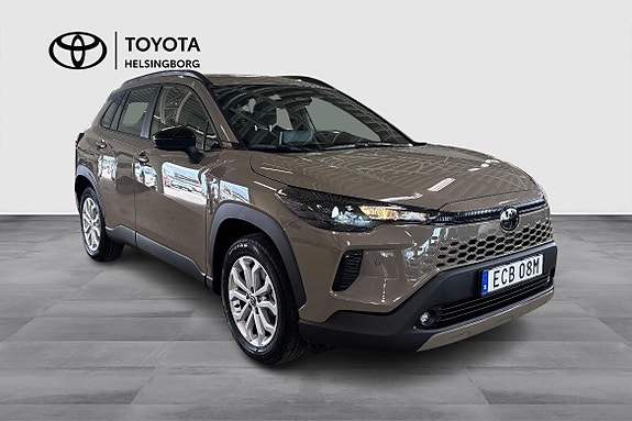 Toyota Corolla Cross 3 of 13
