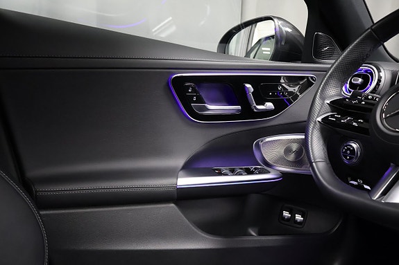Mercedes-Benz C300 e 16 of 27