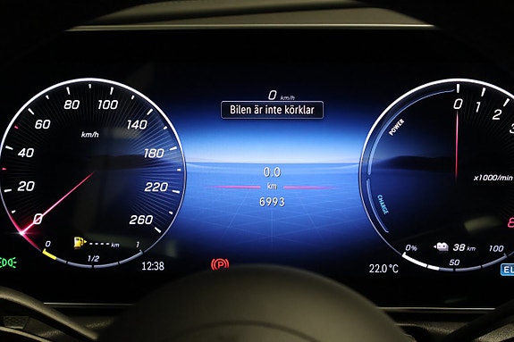 Mercedes-Benz C300 e 22 of 27