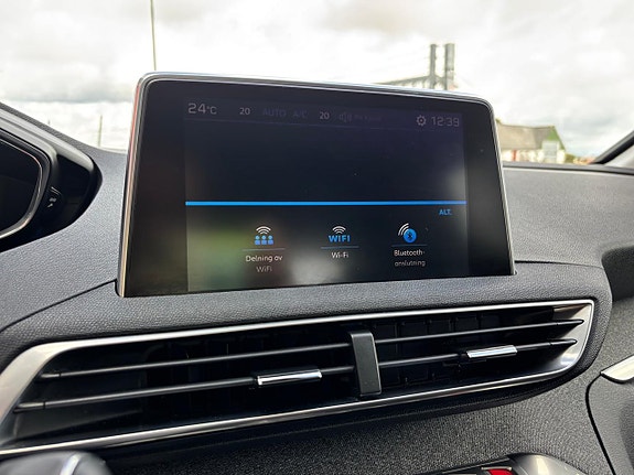 Peugeot 3008 18 of 30