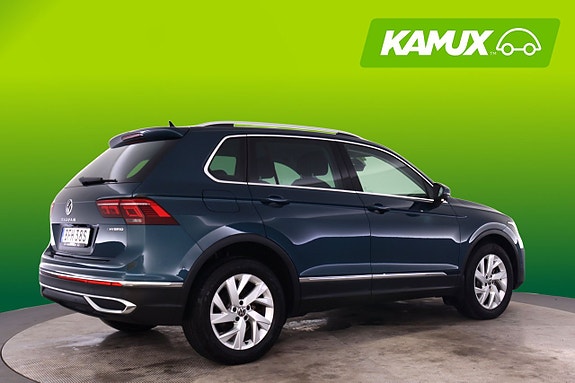 Volkswagen Tiguan 2 of 21