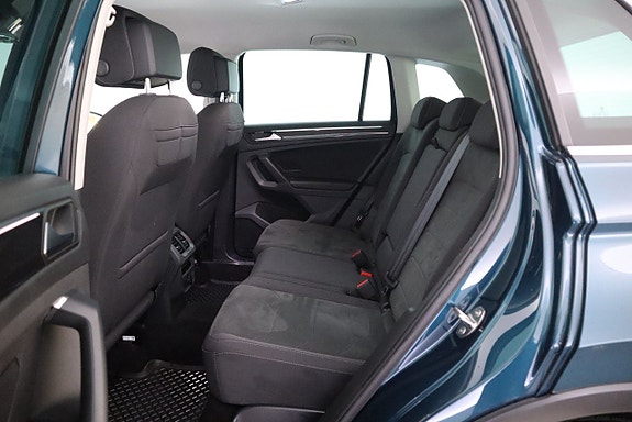 Volkswagen Tiguan 12 of 21