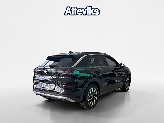 Volkswagen T-Roc 4 of 18