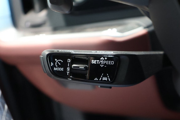 Porsche Cayenne 23 of 26