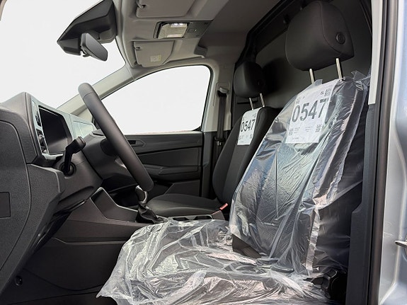 Volkswagen Caddy 10 of 19