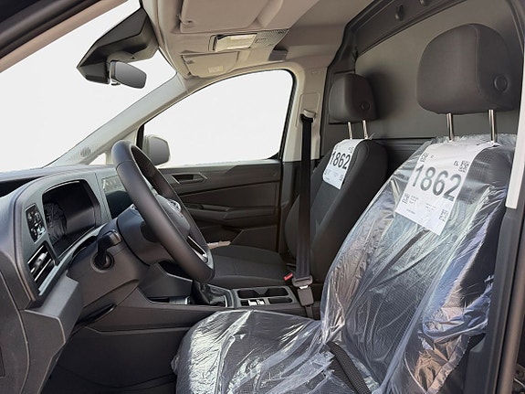 Volkswagen Caddy 10 of 23