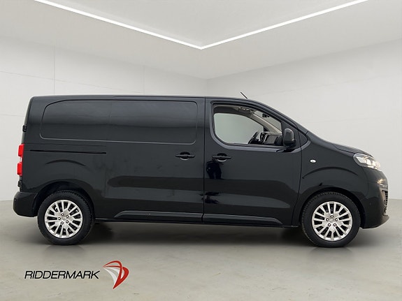 Opel Vivaro 2 of 30