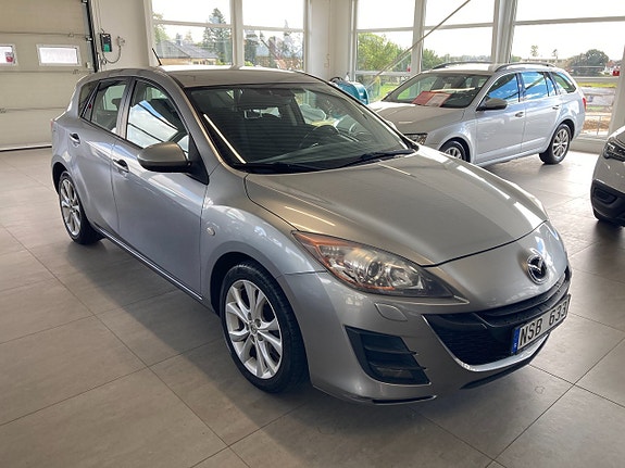Mazda 3 2 of 5