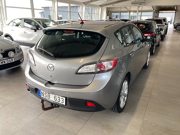 Mazda 3 3 of 5