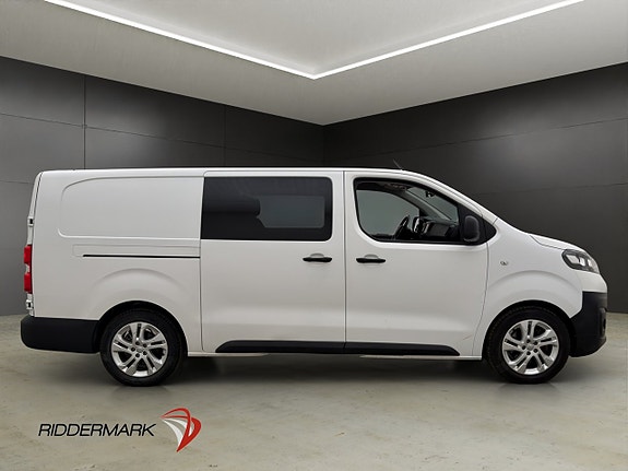 Opel Vivaro-e 2 of 30