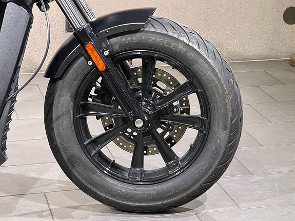 Indian SCOUT BOBBER 5 of 7