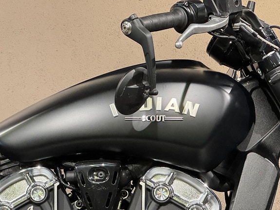 Indian SCOUT BOBBER 2 of 7