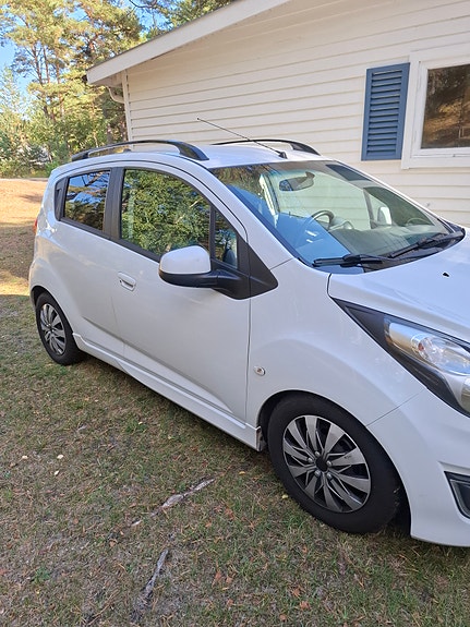 Chevrolet Spark 4 of 8