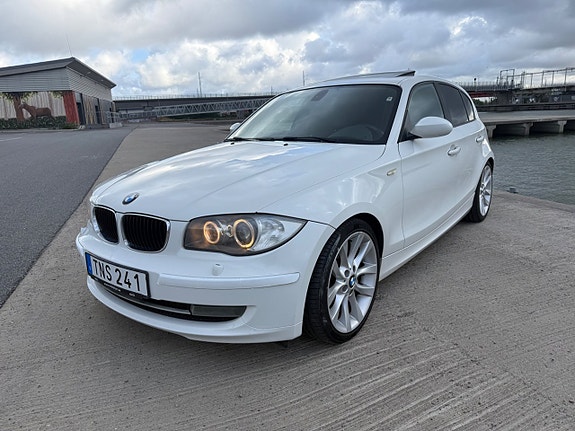 BMW 120d 3 of 23