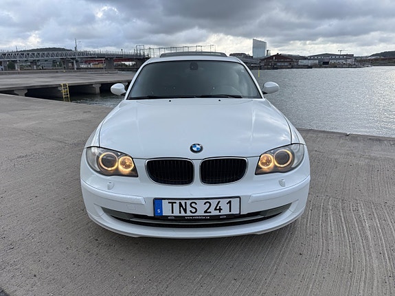 BMW 120d 2 of 23