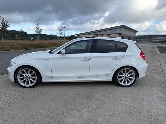 BMW 120d 4 of 23