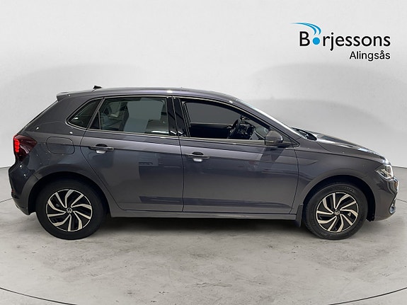 Volkswagen Polo 2 of 11
