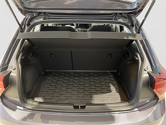 Volkswagen Polo 10 of 11