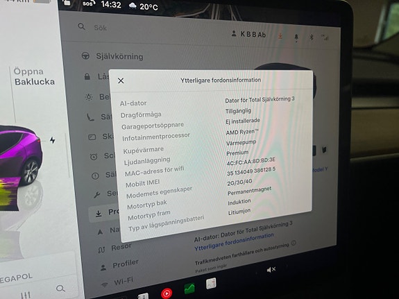 Tesla Model Y 20 of 25