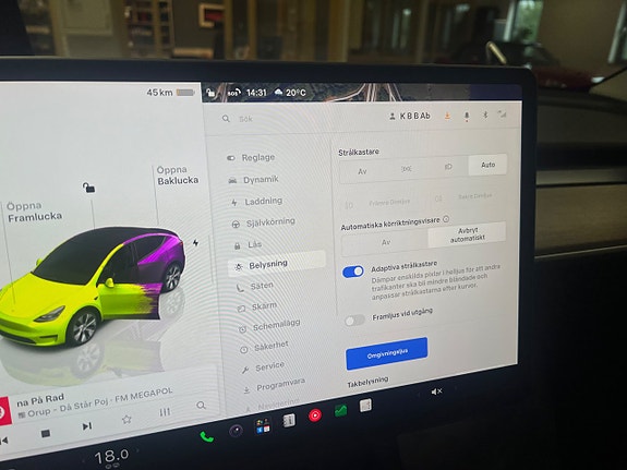 Tesla Model Y 19 of 25