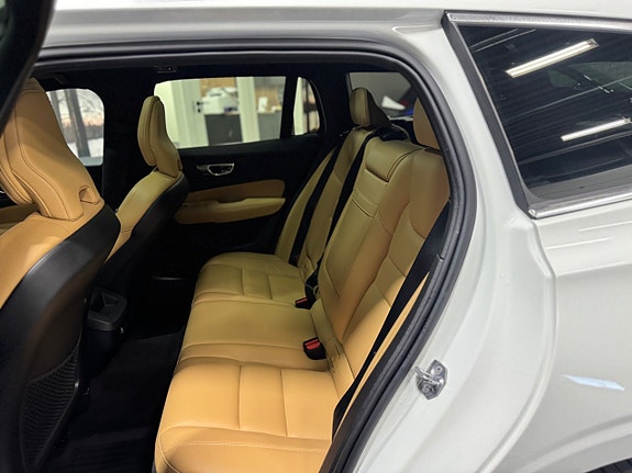 Volvo V60 5 of 12