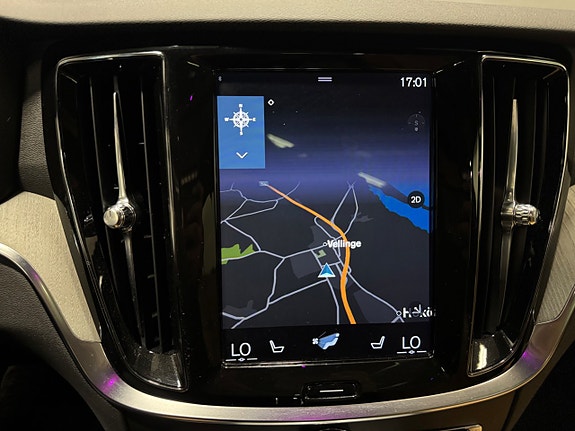 Volvo V60 11 of 12