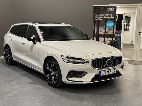 Volvo V60 2 of 12
