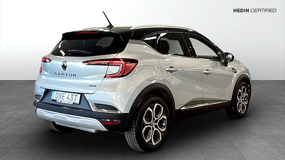 Renault Captur 2 of 12