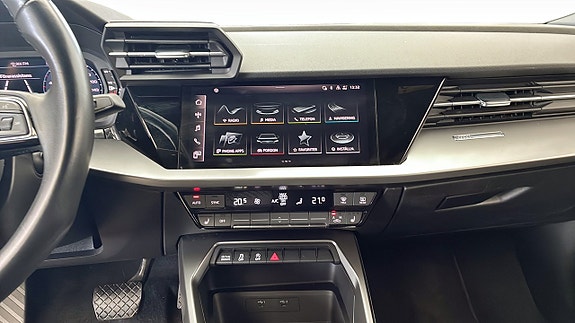 Audi A3 9 of 12