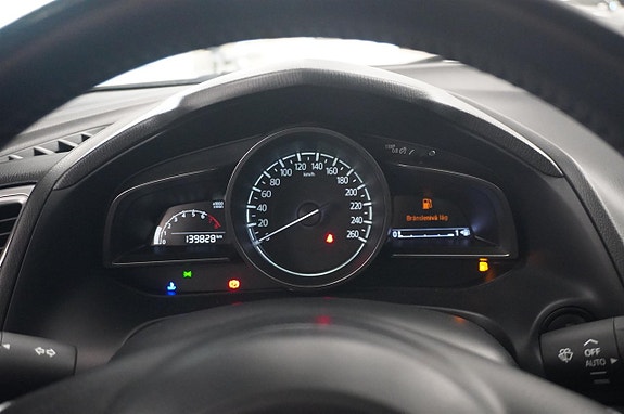 Mazda 3 9 of 16
