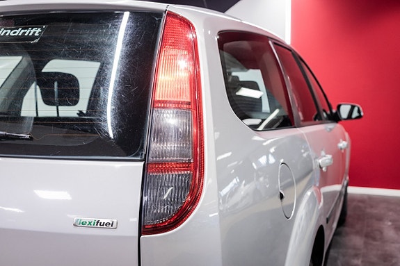 Ford Focus 9 of 22