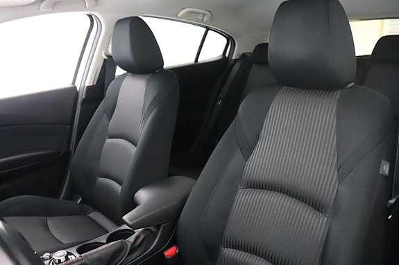Mazda 3 15 of 18