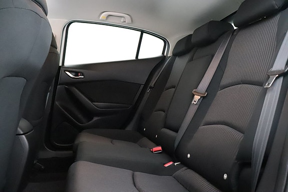 Mazda 3 16 of 18