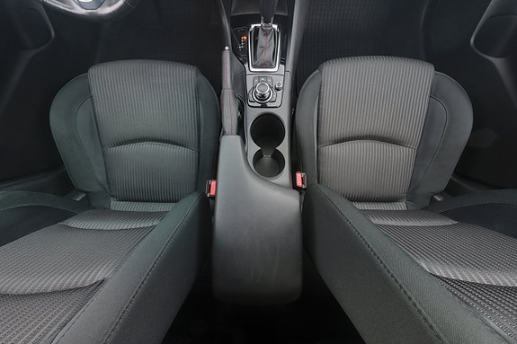 Mazda 3 14 of 18