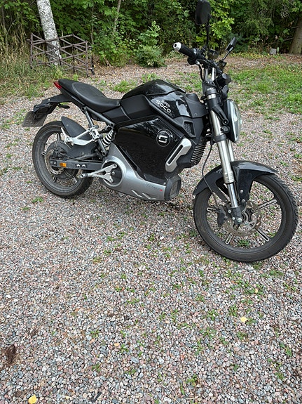 Super Soco Ts 1200 R 2 of 4