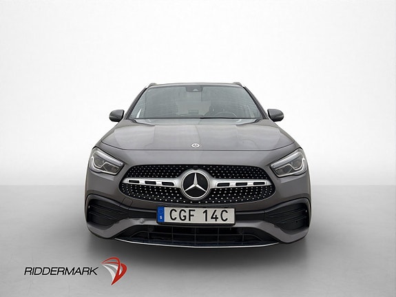 Mercedes-Benz GLA250 e 2 of 26