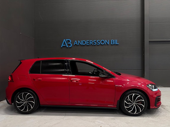 Volkswagen Golf I 5 of 26