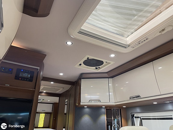 Niesmann Flair 920 LF 21 of 21