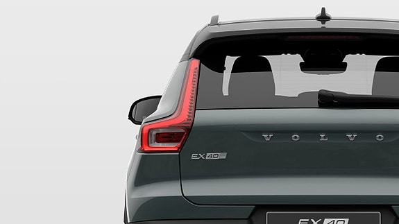 Volvo EX40 18 of 28