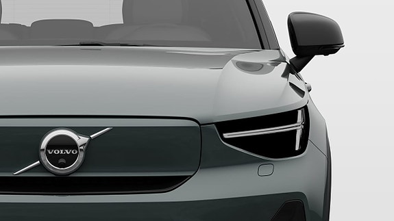 Volvo EX40 16 of 28