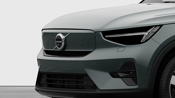 Volvo EX40 15 of 28
