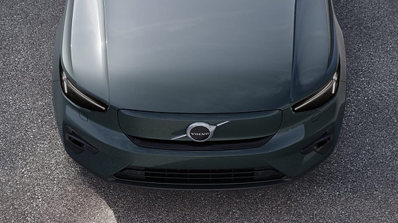 Volvo EX40 10 of 28