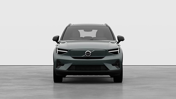 Volvo EX40 2 of 28