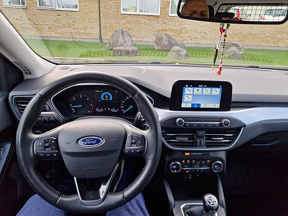 Ford Focus 7 of 9