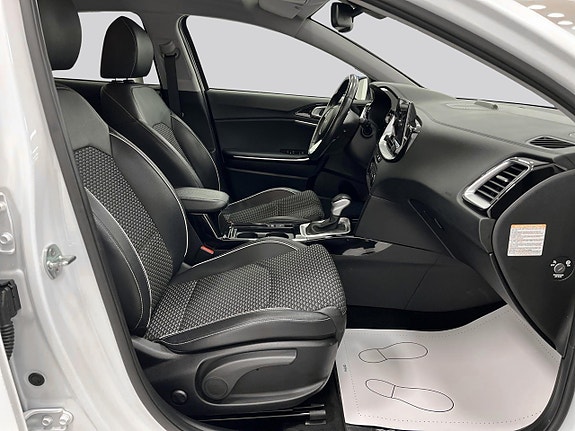 Kia XCeed 16 of 22