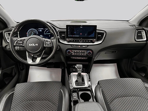 Kia XCeed 7 of 22