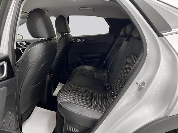 Kia XCeed 9 of 22
