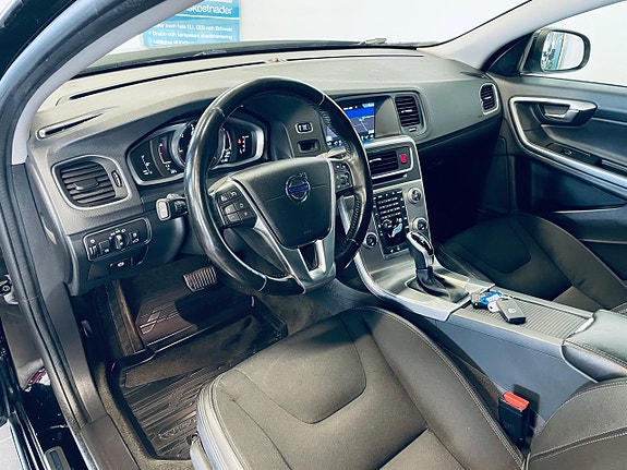 Volvo V60 6 of 12
