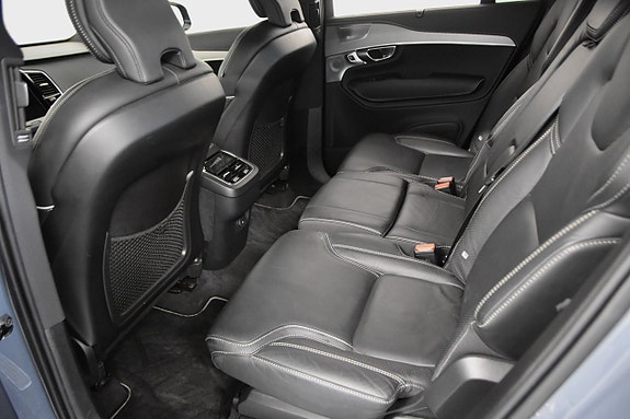 Volvo XC90 15 of 26