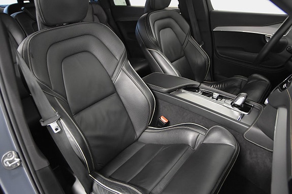 Volvo XC90 19 of 26